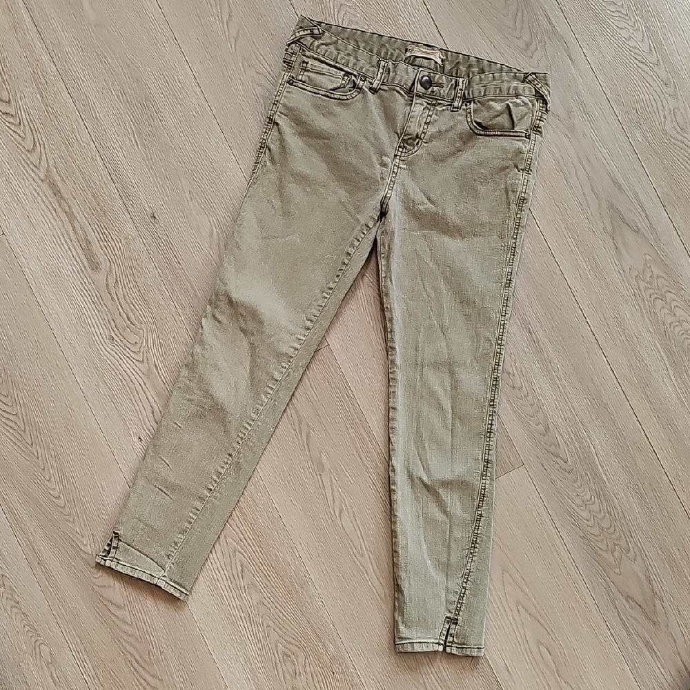 Free People Y2K Low‎ Rise Light Army Green Skinny Jeans, sz 28